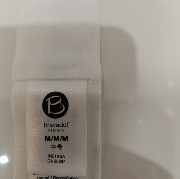 Bravado Clip and Pump Hand Free Nursing Bra Black, New without Tag - Picture 4 of 5